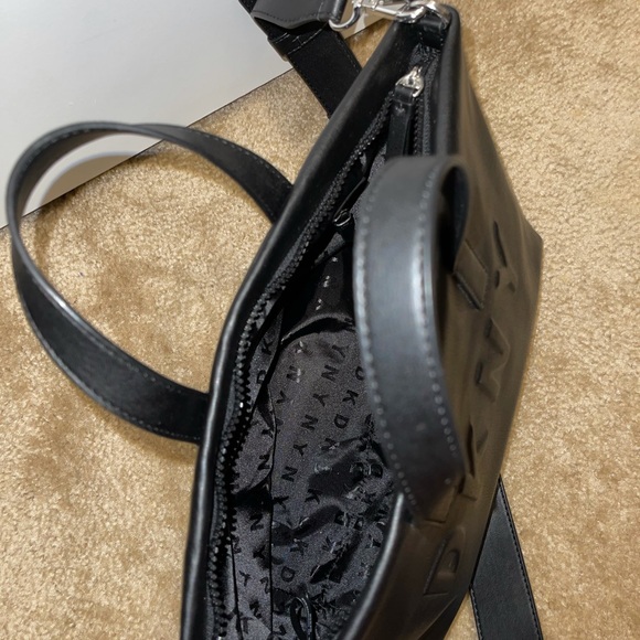 Black DKNY medium hand bag / shoulder bag - Picture 2 of 4